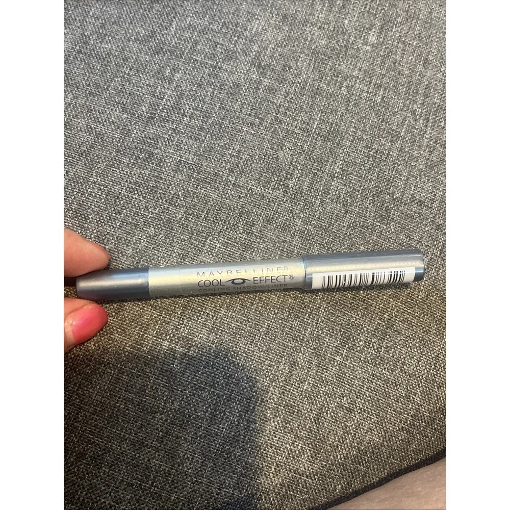 Maybelline Cool Effect Cooling Shadow/Liner, Cold Front #21 (One Pencil)